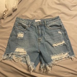 Cello jean shorts size large